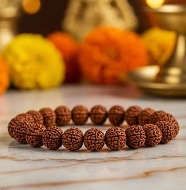 🧿 7 Mukhi Rudraksha Bracelet – Attract Wealth, Health & Divine Protection 💫
